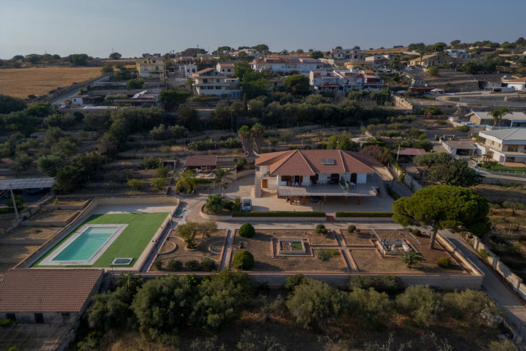 Villa Loto