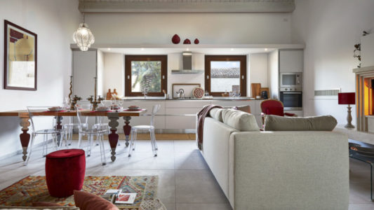 03_villa-scarlet-con-piscina-privata-1024×576