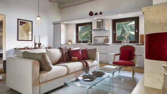 14_villa-scarlet-con-piscina-privata-1024×576