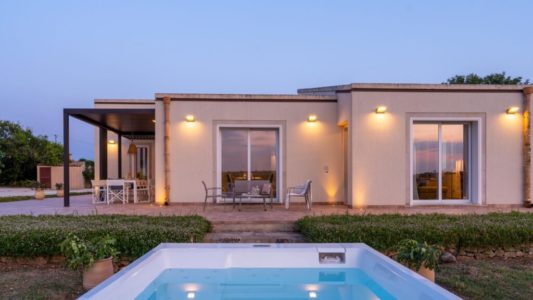 35_villa-calicanto-con-jacuzzi-riscaldata-1024×576